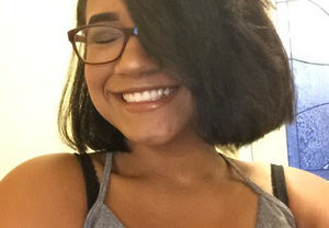 Meet your Posher, Vanessa